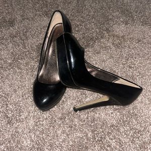 Madden Girl Black Pumps